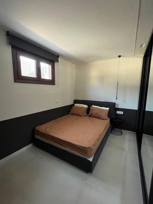 Villa Leo Aigina Vathi  Екстер'єр фото
