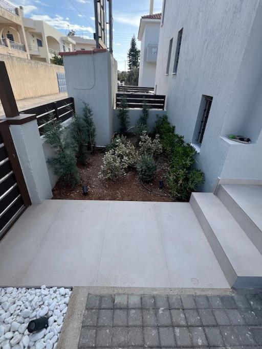 Villa Leo Aigina Vathi  Екстер'єр фото