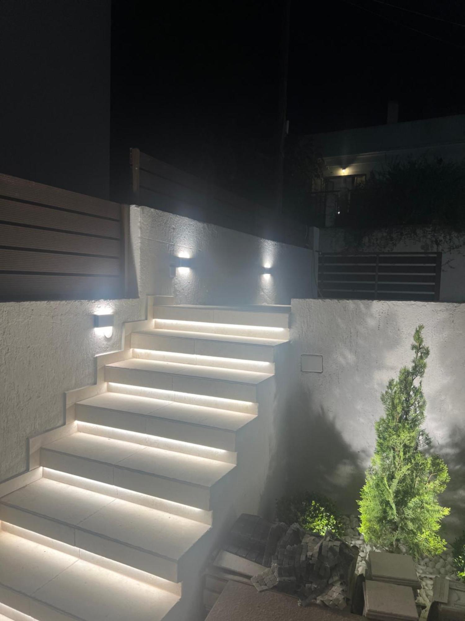 Villa Leo Aigina Vathi  Екстер'єр фото