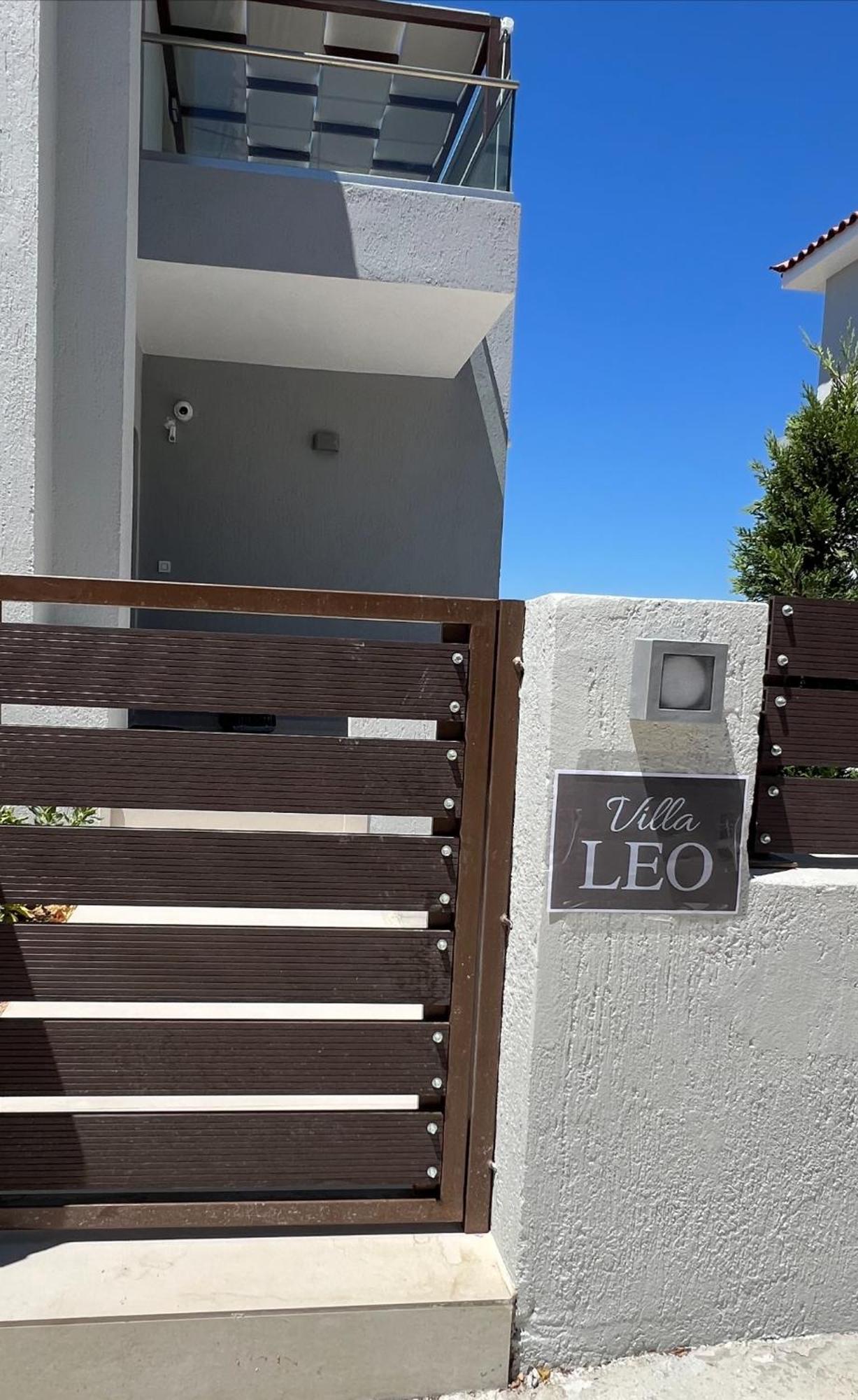 Villa Leo Aigina Vathi  Екстер'єр фото